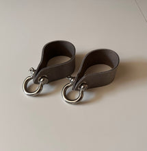 Lade das Bild in den Galerie-Viewer, Bondage BDSM Fetisch Fesseln aus Rindsleder